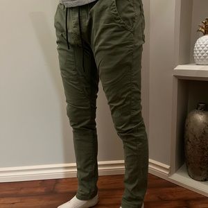 Kualla Tee jogger pant with draw string